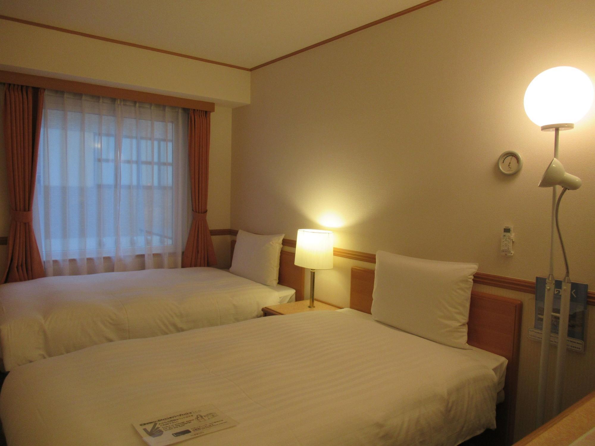 Toyoko Inn Hakata Nishi-nakasu Fukuoka  Eksteriør billede