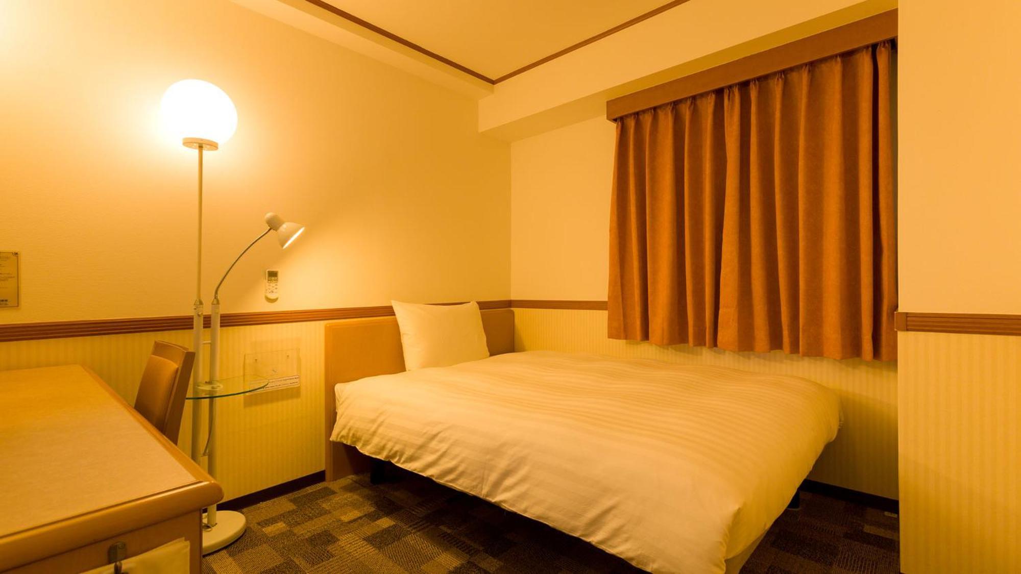 Toyoko Inn Hakata Nishi-nakasu Fukuoka  Værelse billede